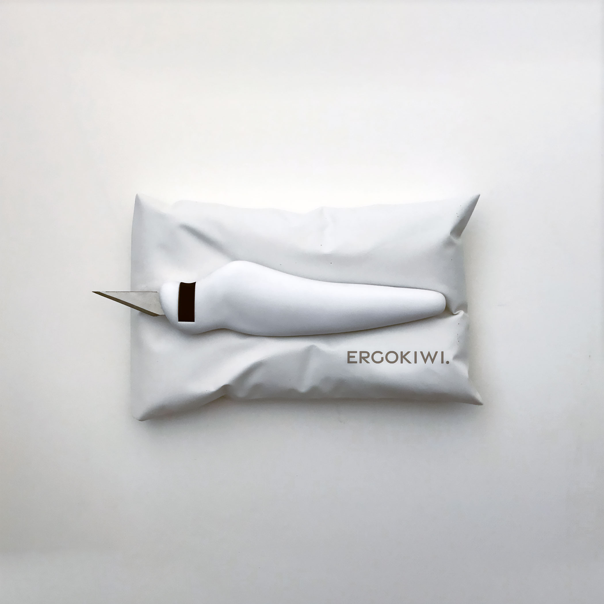 Ergokiwi: Casting and handle form